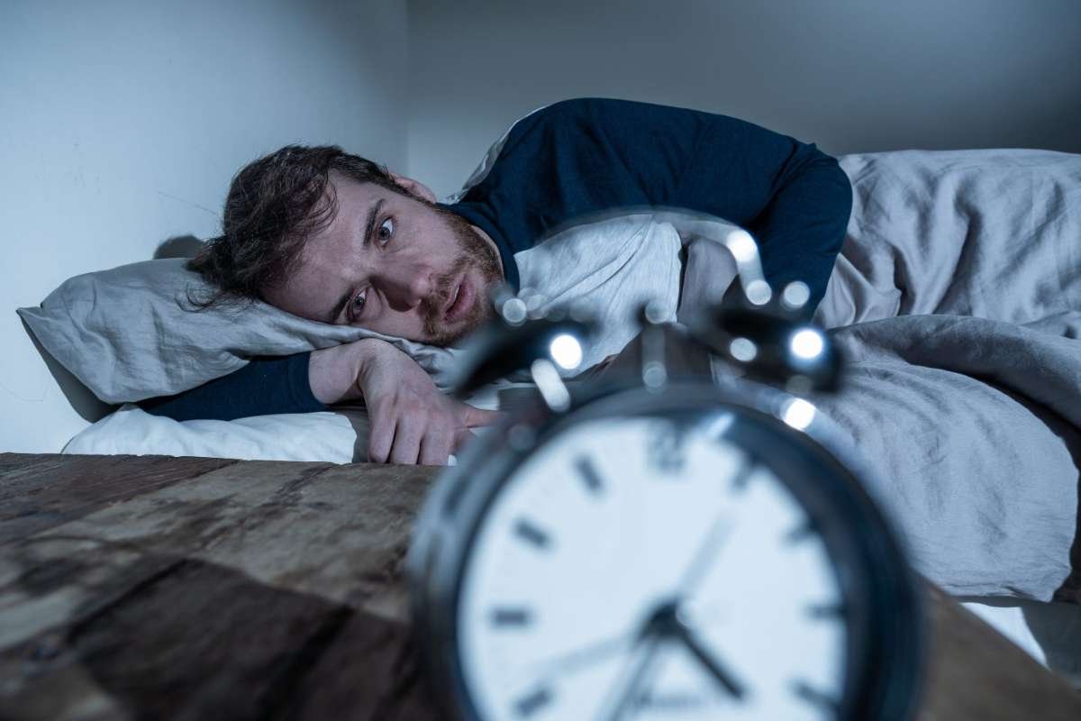 Poor Sleep in Your 40s Linked to Accelerated Brain Aging