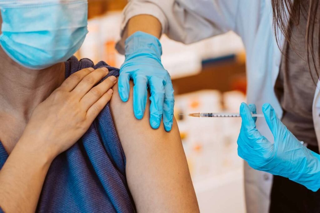 Centers for Disease Control and Prevention Halts Flu Vaccination Campaign | Healthcare 360 Magazine