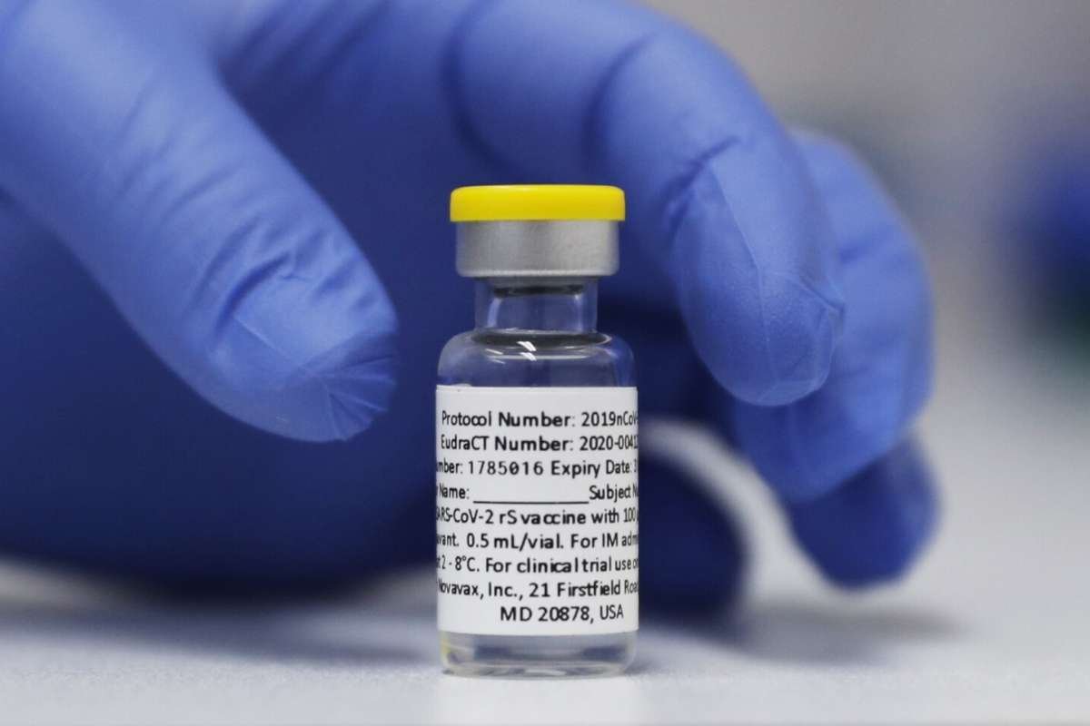 FDA’s New COVID Vaccine Policy Sparks Controversy Over Access and Oversight