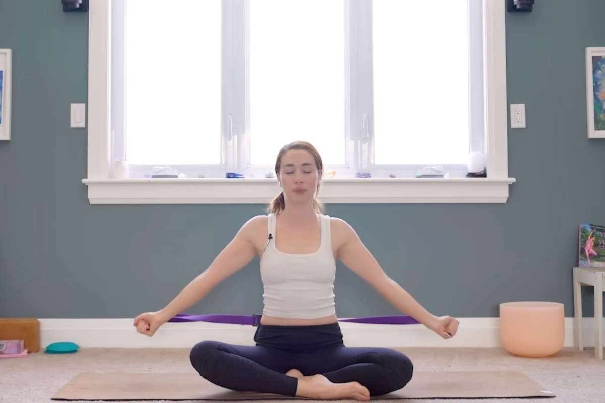 40 Best Prenatal Yoga Poses for Every Stage of Pregnancy | Healthcare 360 Magazine  