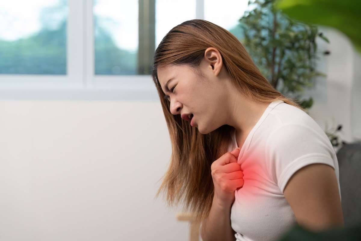 Warning Signs of a Heart Attack for Women: Symptoms You Should Never Ignore | Healthcare 360 Magazine