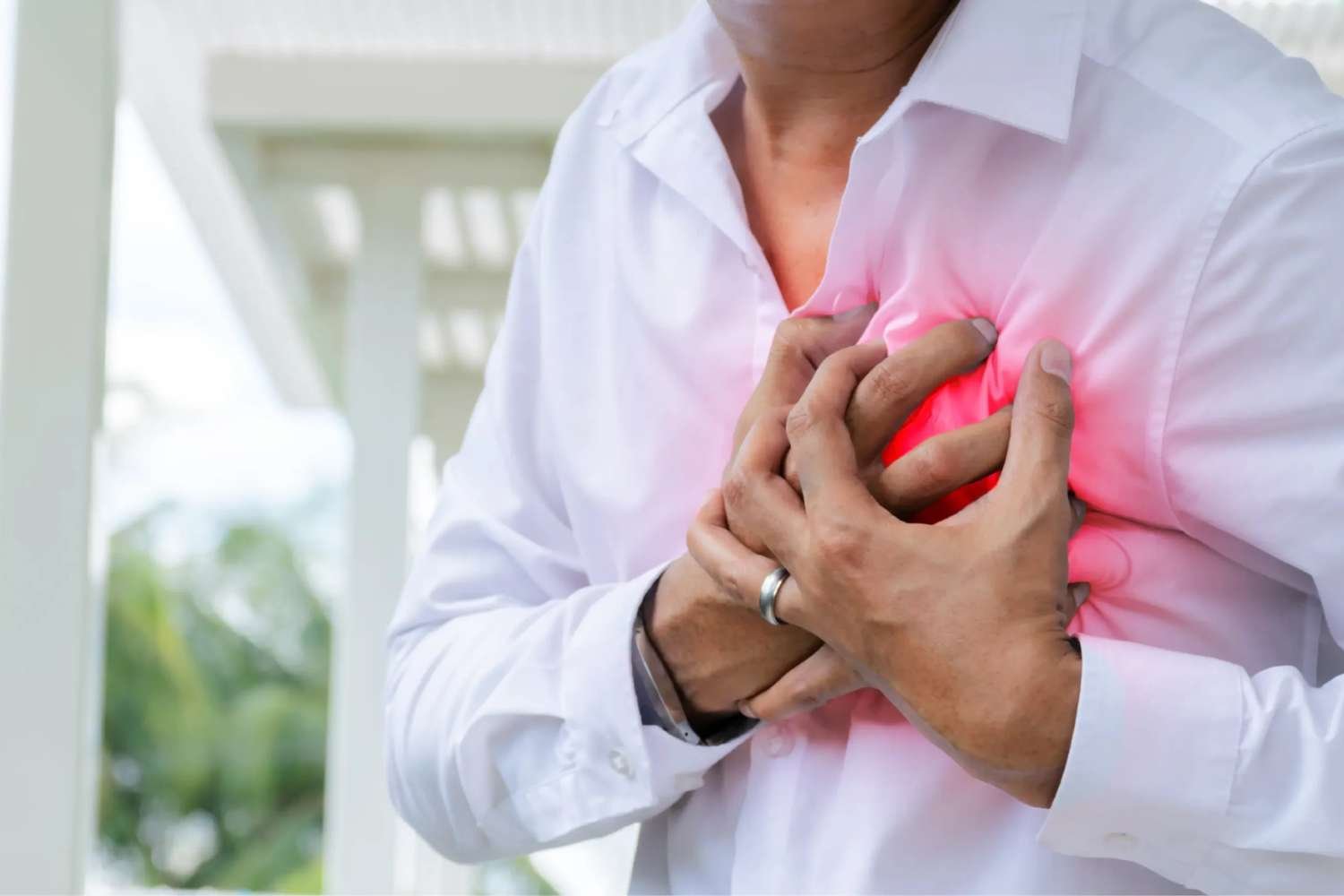 Heart Palpitations vs Arrhythmia: Symptoms, Causes & When to Worry | Healthcare 360 Magazine