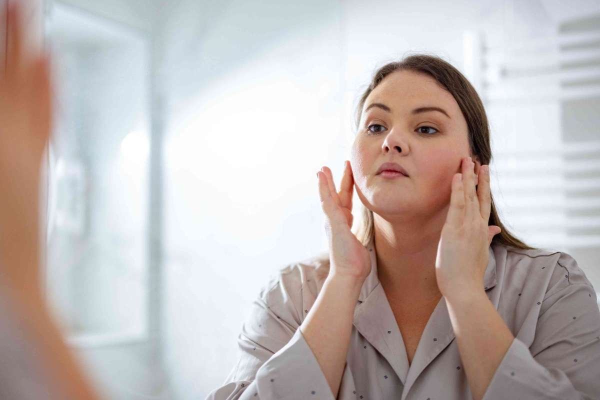 Struggling With a Puffy Face? Here’s How to Lose Fat in Face | Healthcare 360 Magazine