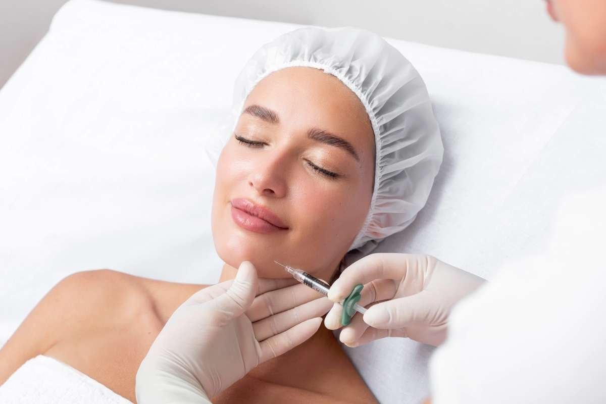 Struggling With a Puffy Face? Here’s How to Lose Fat in Face | Healthcare 360 Magazine