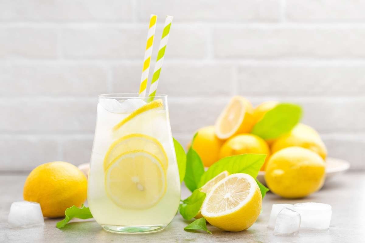 10 Healthy Drinks You Should Be Drinking Every Day | Healthcare 360 Magazine