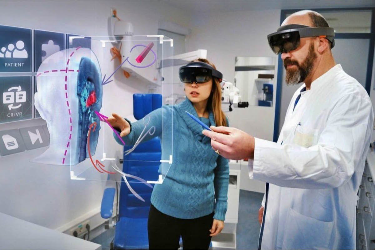 Immersive Medicine: How Virtual Reality Prepares Future Clinicians | Healthcare 360 Magazine
