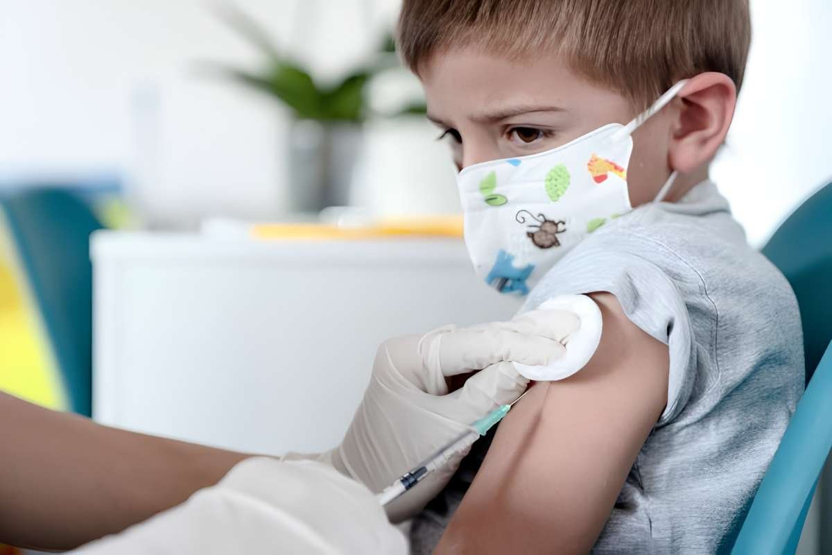 Doctors’ Groups Issue Fall Vaccine Guidelines Amid CDC Policy Shift | Healthcare 360 Magazine